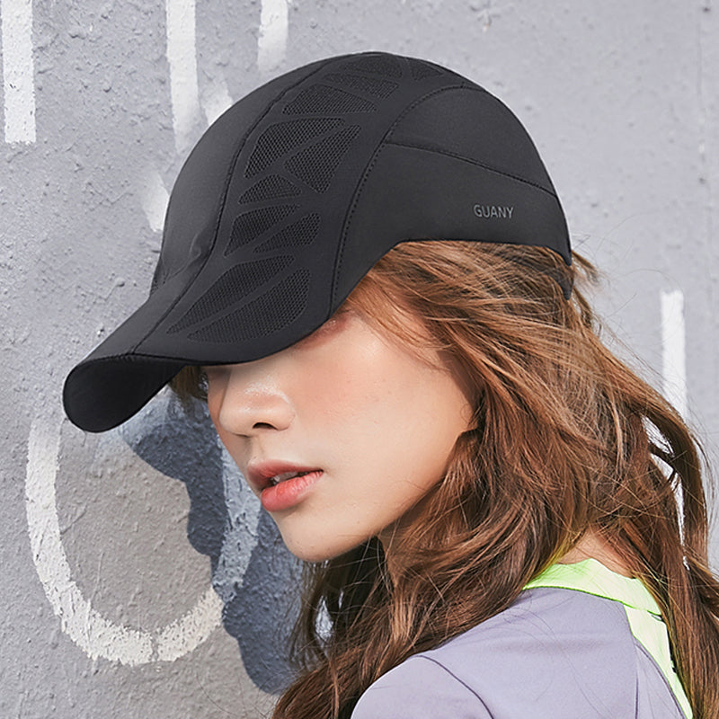 Tunn andningsbar snabbtorkande nät keps