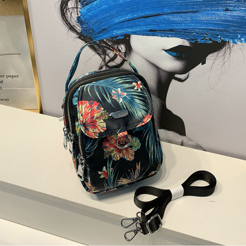 Crossbody-väska med nylontryck