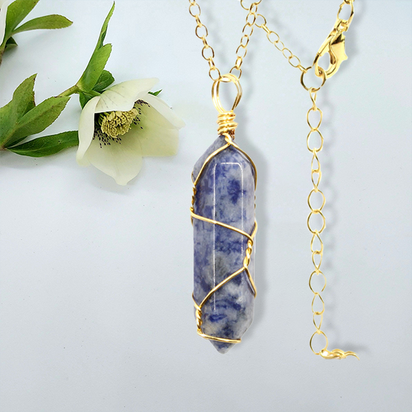 Hexagonal kristalltrådshänge