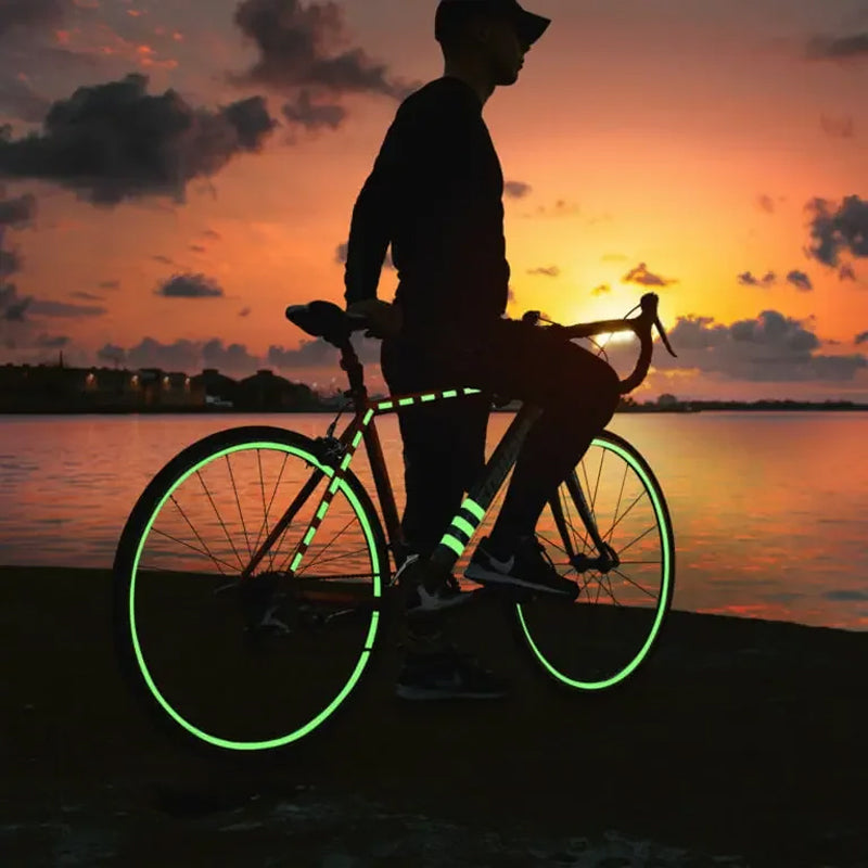 Tejp för säkerhetspåminnelse som lyser i mörkret