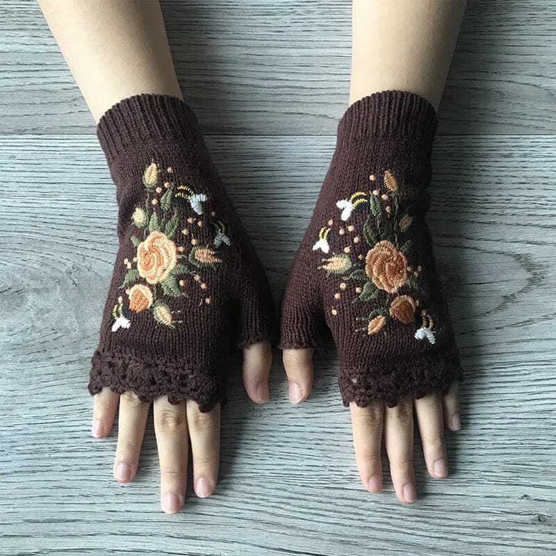 🧤Handbroderade handskar🧤