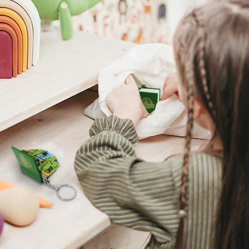 Pop Up 3D-minidinosaurier och Astronaut-nyckelringar
