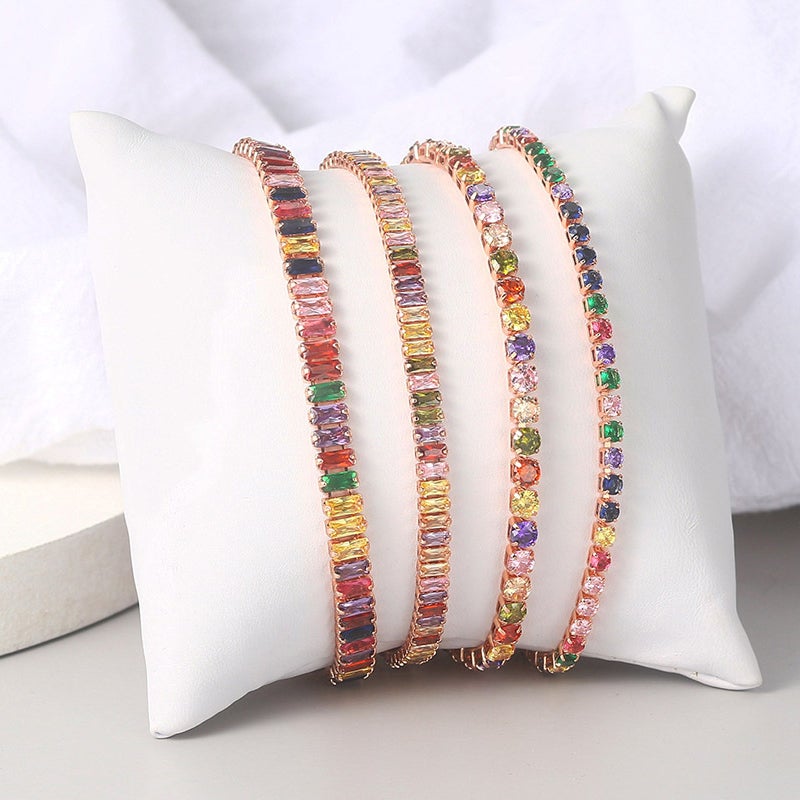 Justerbara flerfärgade zirkonarmband