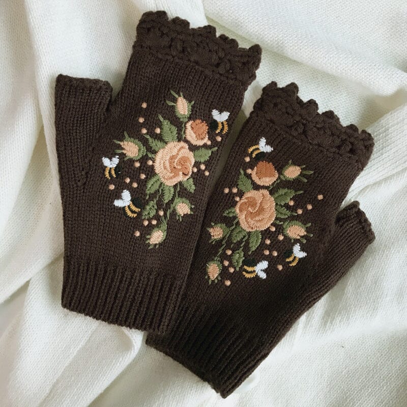 🧤Handbroderade handskar🧤